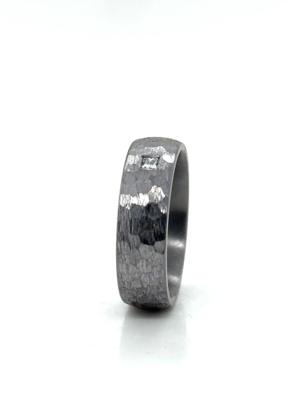 Tantal RP02 mit Stein 0,04ct