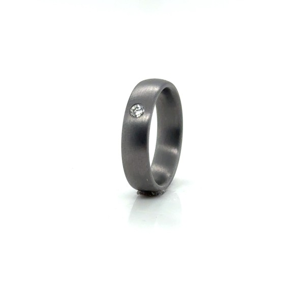 Tantal mit Stein 0,07ct TW/SI